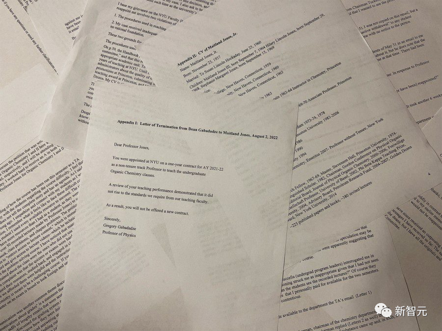 84歲學界泰斗，竟被學生群體投訴到開除？學生訴苦：平均分30+，我們太難了！