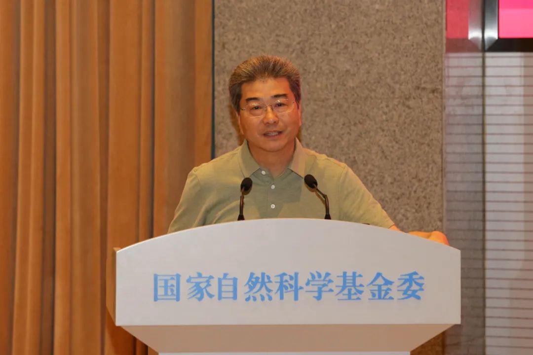 重磅官宣：首次！國(guó)自然青年學(xué)生項(xiàng)目，來(lái)了！