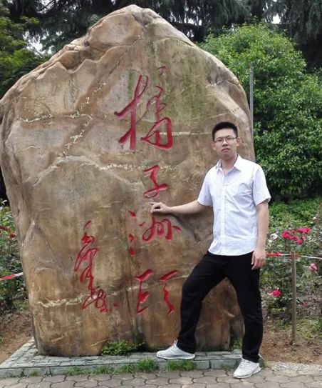 從高職生到“雙一流”博士，再到博士生導(dǎo)師，他做到了！