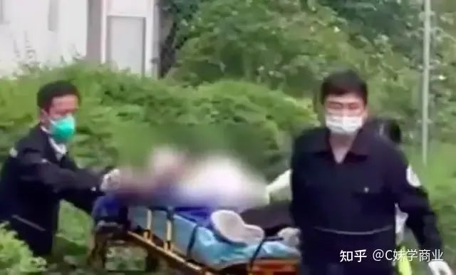 突發(fā)！南京一大學(xué)生校內(nèi)被殺害，校方證實！嫌疑人已被控制