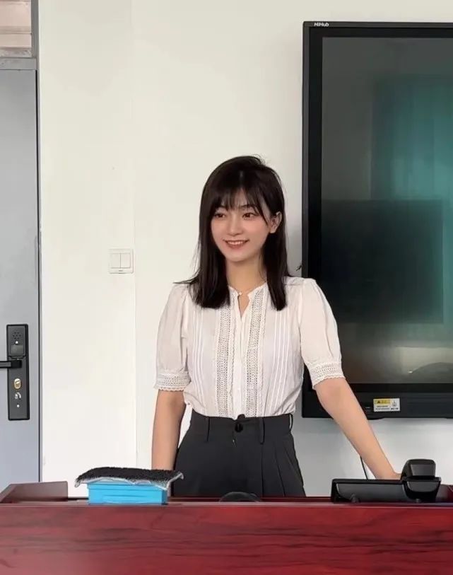 95后北大博士，任教北京高校走紅！