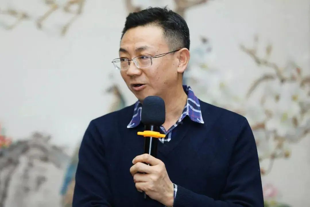 院士：只有讓科研人員過上體面的生活，才能不為五斗米折腰！