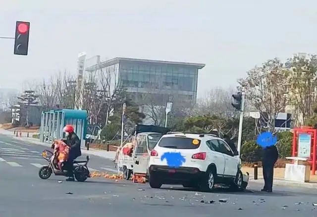 高校教授跑了一個月外賣, 寫下神文獲幾千萬瀏覽量，5萬+評論