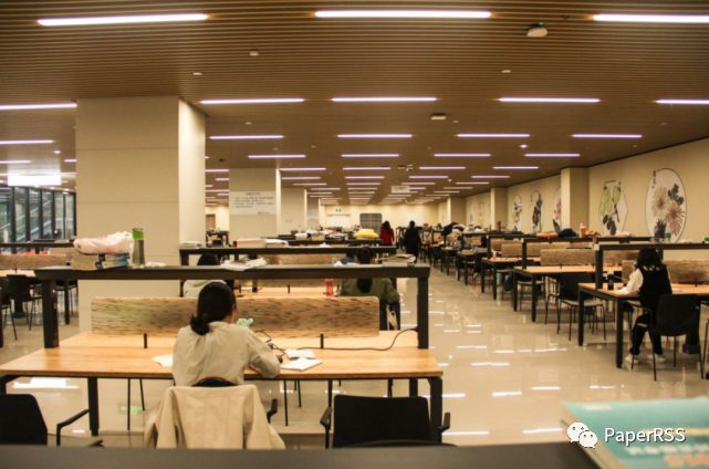 一年打卡圖書館1424次！“復旦學霸”上熱搜，網友：原來不是我天賦不夠…