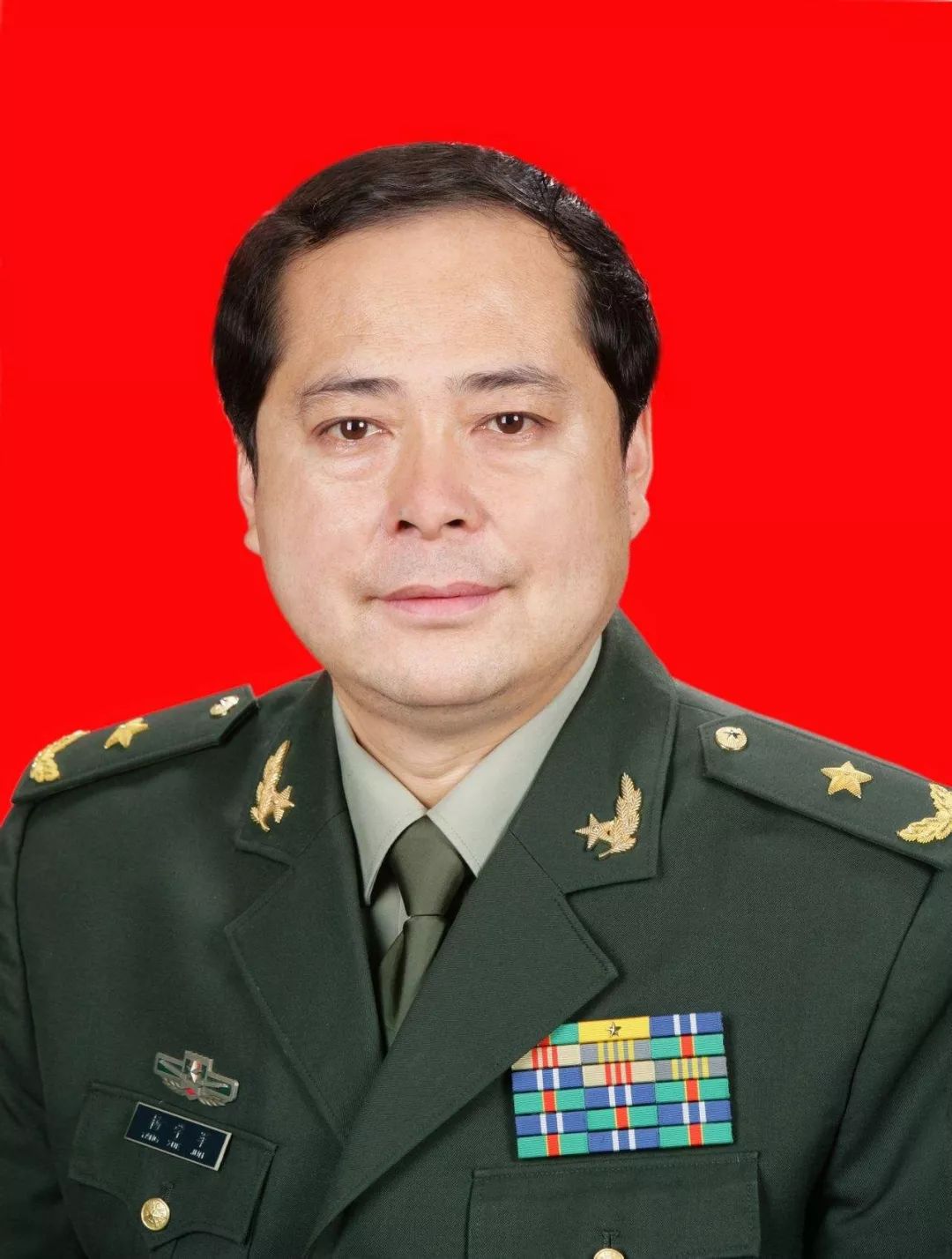 他是新晉七大上將中唯一的院士，曾研發(fā)“天河一號”驚艷世界