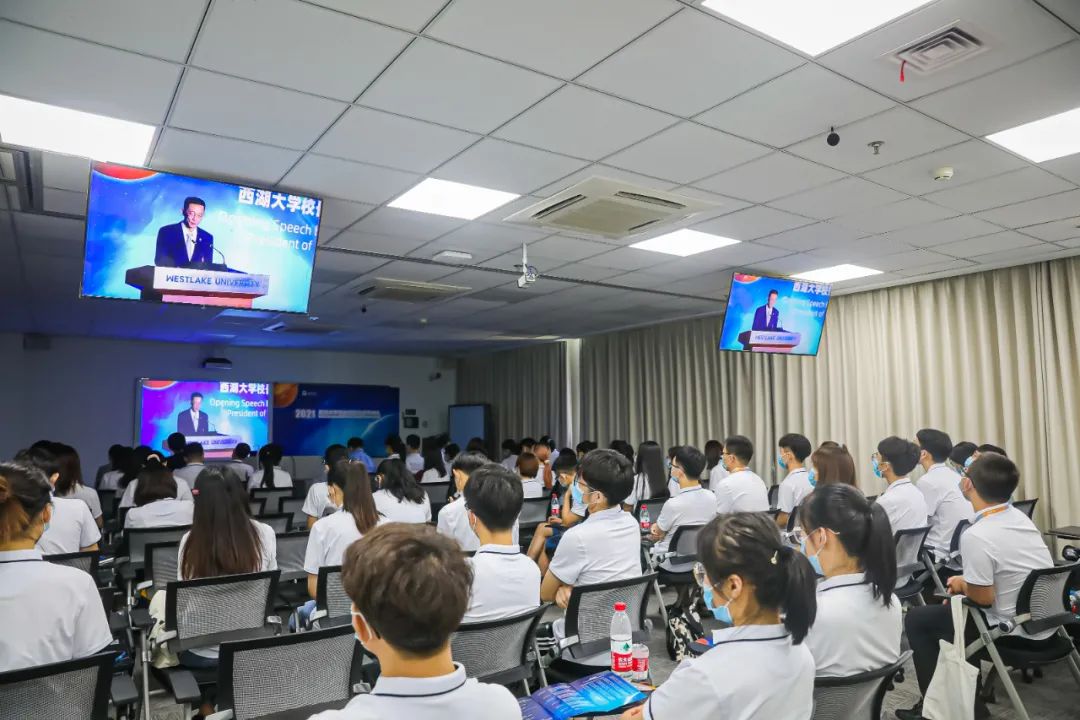 施一公：大學必須不計成敗、不論得失地為探索者提供寬容和支持的環境