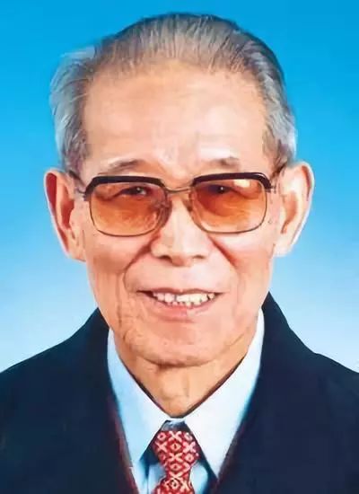 今年已有32位巨星隕落，請記住這些“大國明星”的名字……
