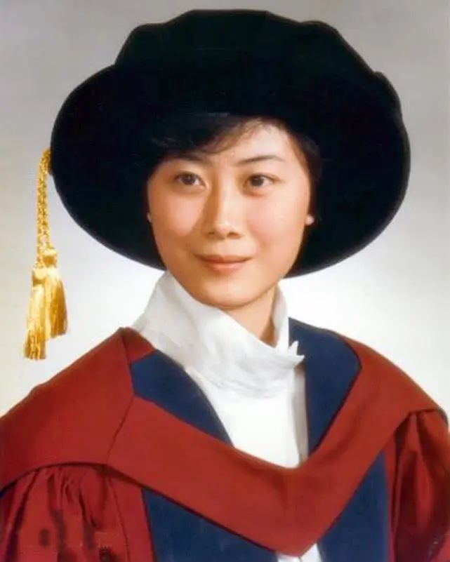 她38歲當選院士，科研之路比顏寧還順，唯一心愿為人類作貢獻