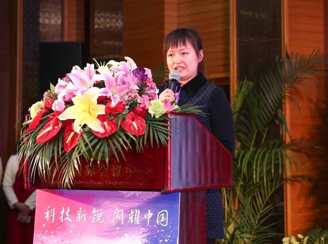 師承施一公，清華學霸攻克世界難題，日工作14小時，堅持國內科研