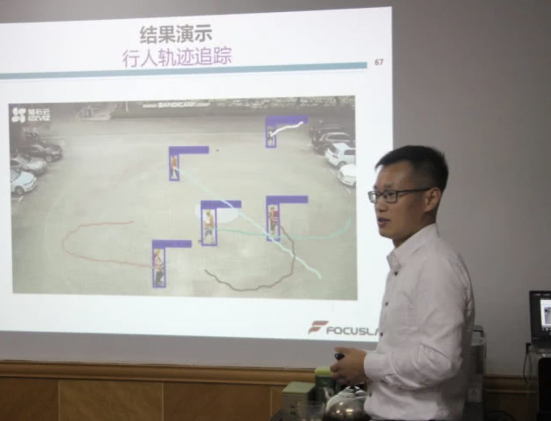 學生偽造履歷被清華拒絕，牽出“水?！睂煟?年半發300多篇論文！