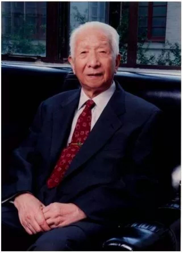 今年已有32位巨星隕落，請記住這些“大國明星”的名字……