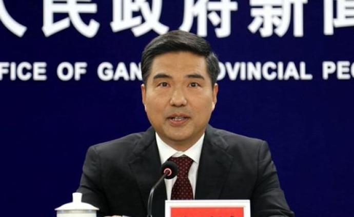 畢業趁早！某地人才引進年齡限制從35歲降為32歲？官方：綜合考慮調整