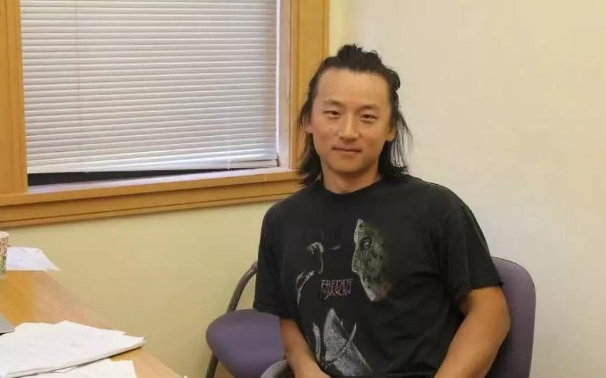他，13歲上中科大，17歲攻讀哈佛博士，31歲成為哈佛正教授！