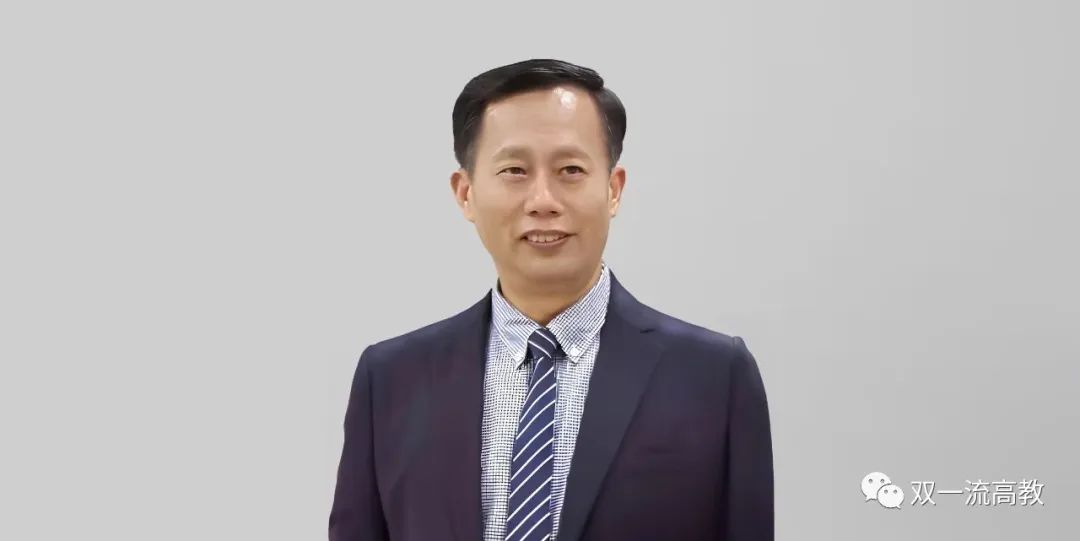 長江學者，出任大學校長！