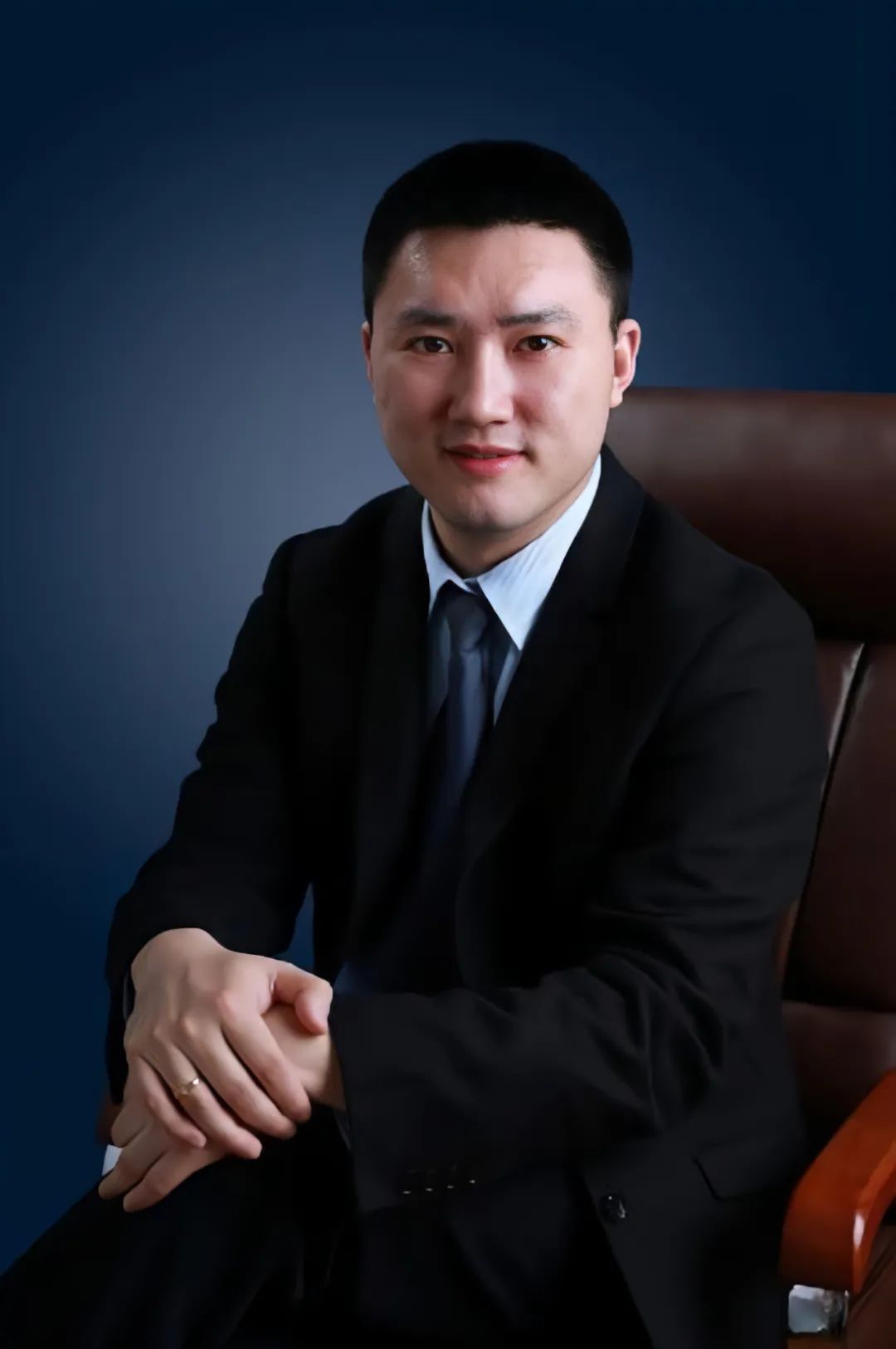 【DFT+實驗】電子科技大學陳俊松教授團隊EMA：具有優異儲鈉性能的NiS2/FeS納米花狀異質結材料
