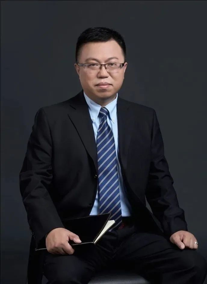 985大學教授跳槽，成副教授！