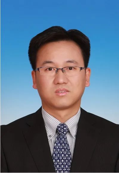 南開大學新晉「國家杰青」李福軍團隊，最新AM：MOF基光催化劑！