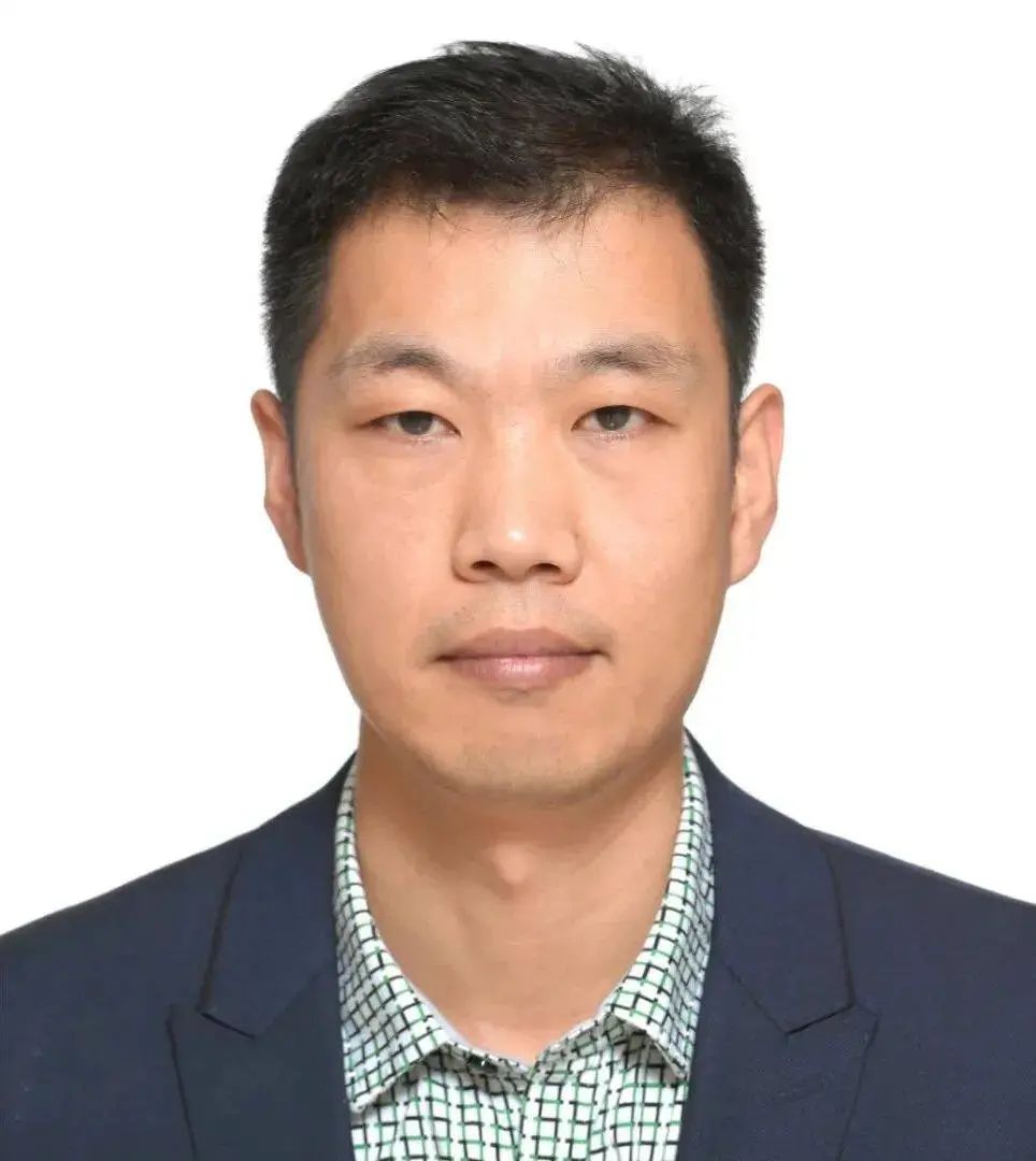 他，博士畢業(yè)6年即任985教授，「國家級青年人才」，新發(fā)Angew！